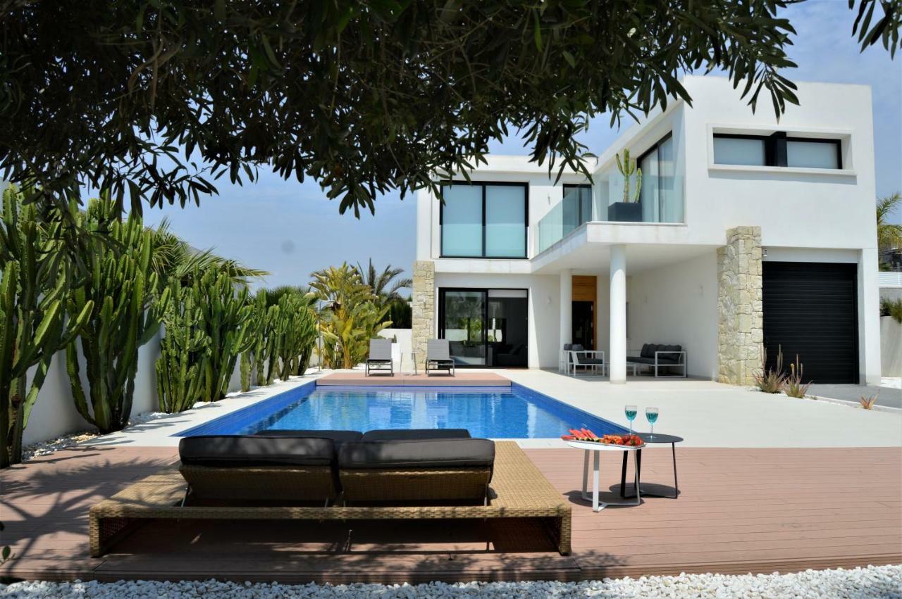 Villa With Private Pool Llobregales Exterior foto
